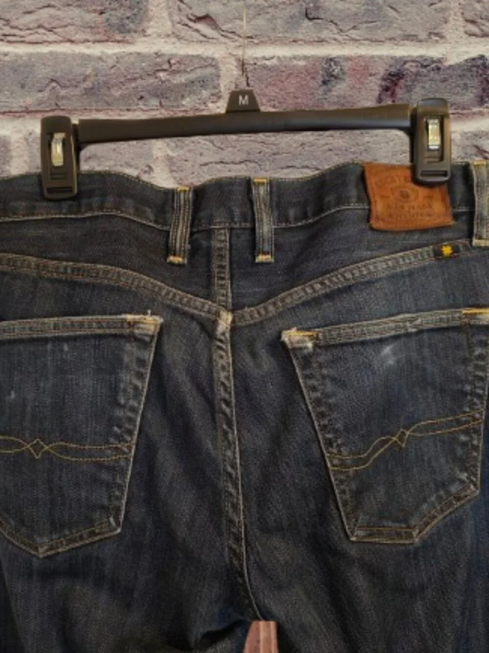 LUCKY BRAND 121 HERITAGE SLIM PREMIUM ITAIAN DESIGN MEN'S JEAN - SIZE 33X34